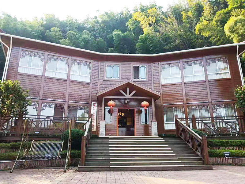 1683646648162712.jpg 1683646648162712.jpg