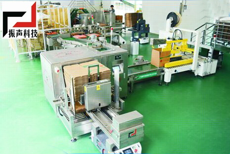 智能機(jī)械手自動(dòng)包裝機(jī)